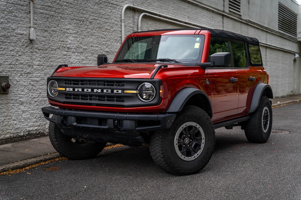 Used 2023 Ford Bronco Base Advanced SUV