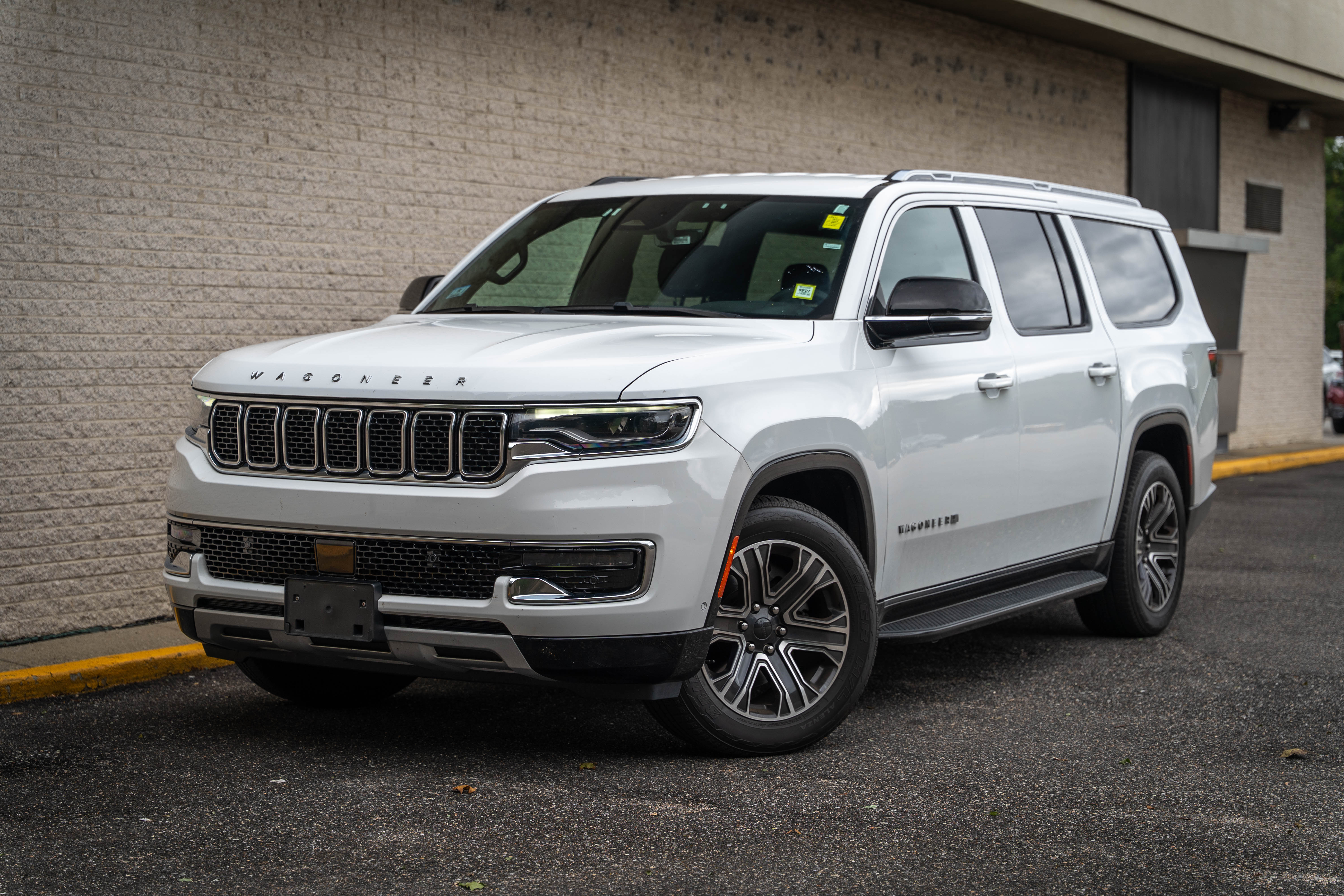 Used 2024 Jeep Wagoneer L Series II SUV
