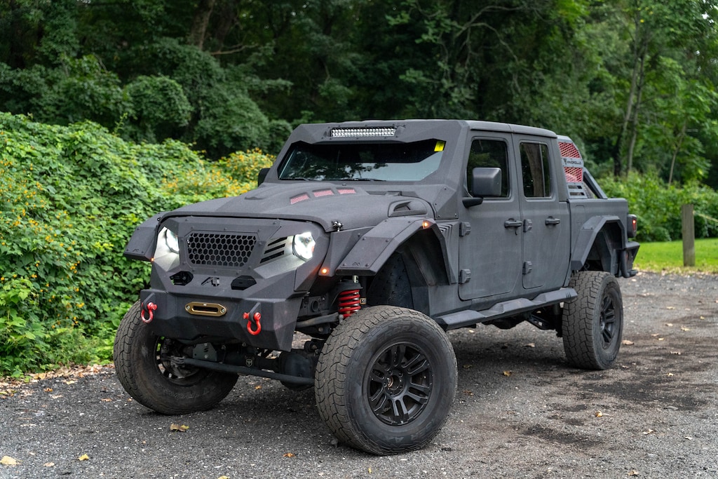 Used 2022 Jeep Gladiator Sport Truck Crew Cab