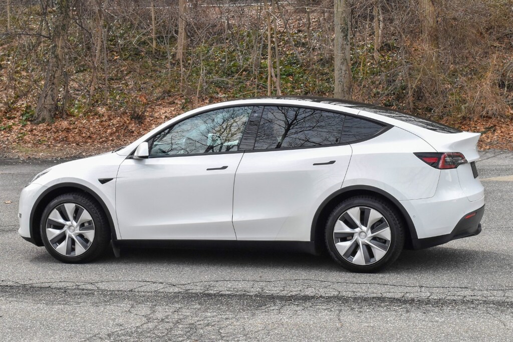 Used 0 Tesla Model Y Standard Range SUV