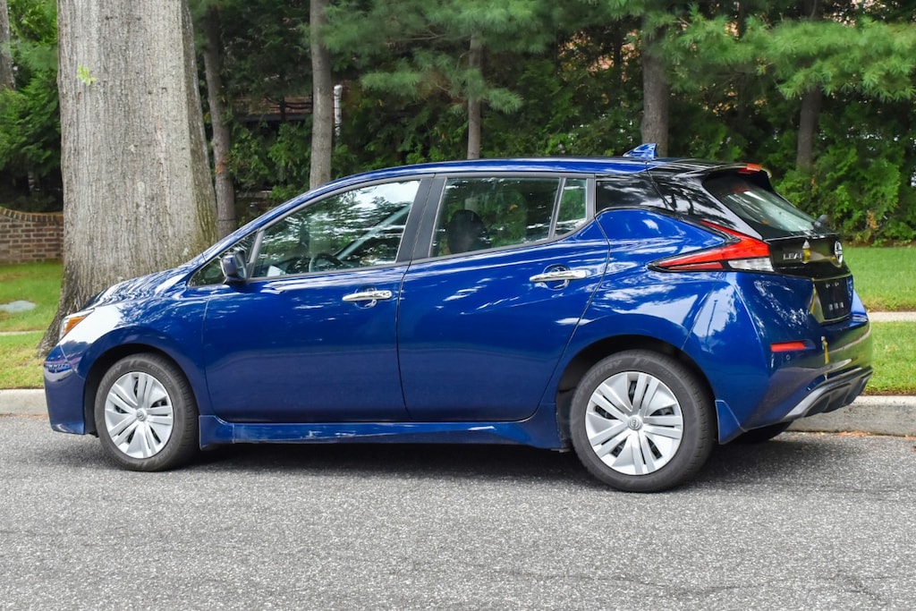 Used 2025 Nissan LEAF S Hatchback