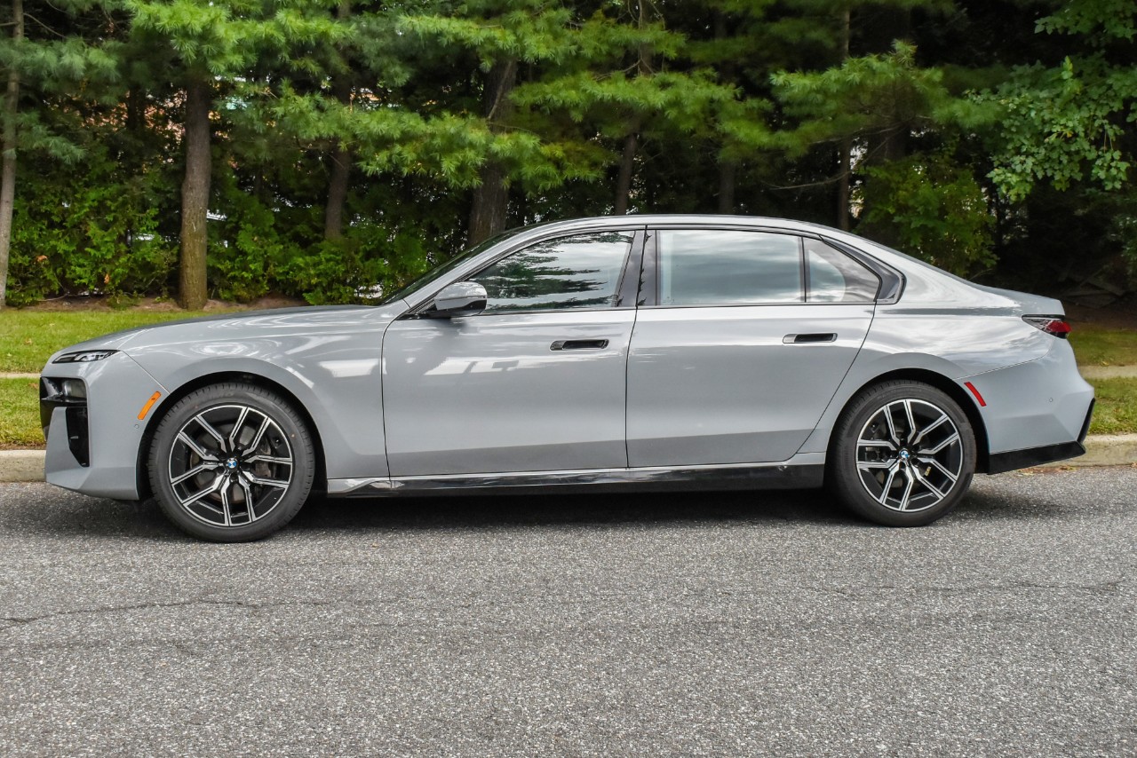 Used 2026 BMW 740i xDrive Sedan
