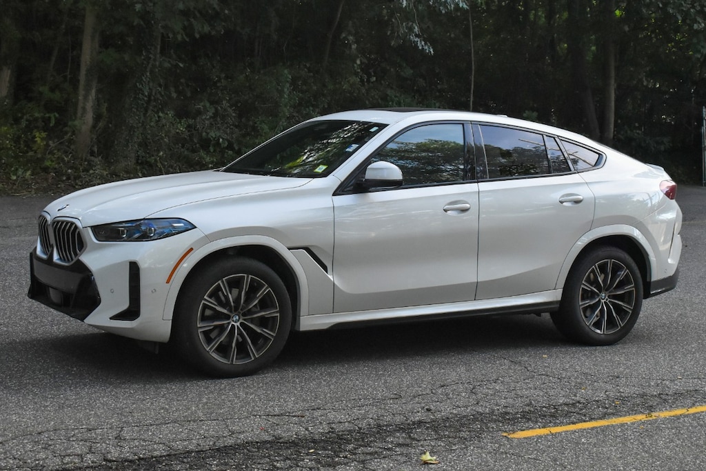 Used 2025 BMW X6 xDrive40i SUV