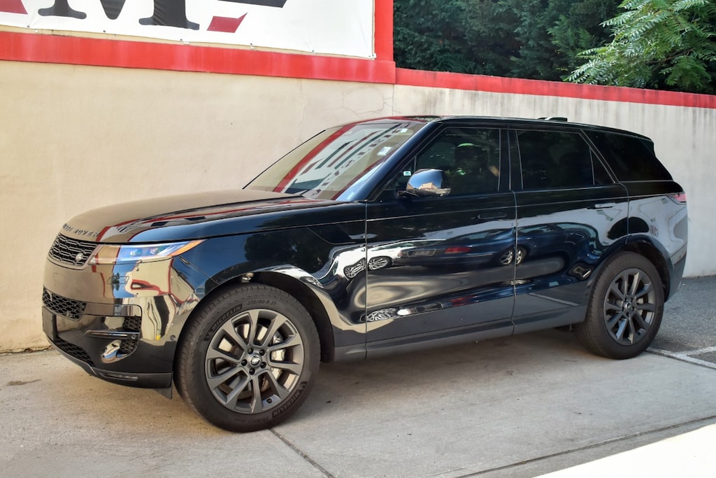 Used 2024 Land Rover Range Rover Sport SE SUV