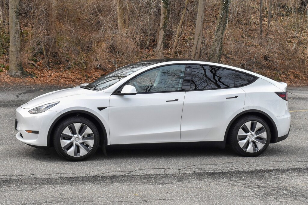 Used 0 Tesla Model Y Standard Range SUV