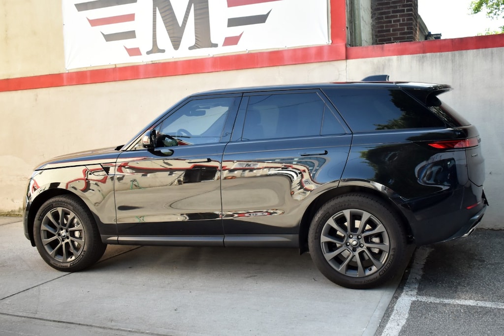 Used 2024 Land Rover Range Rover Sport SE SUV