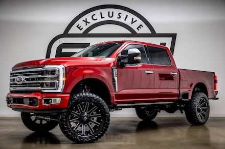 2026 Ford F-350 Platinum 4WD Crew Cab 6.75 Box Truck Crew Cab