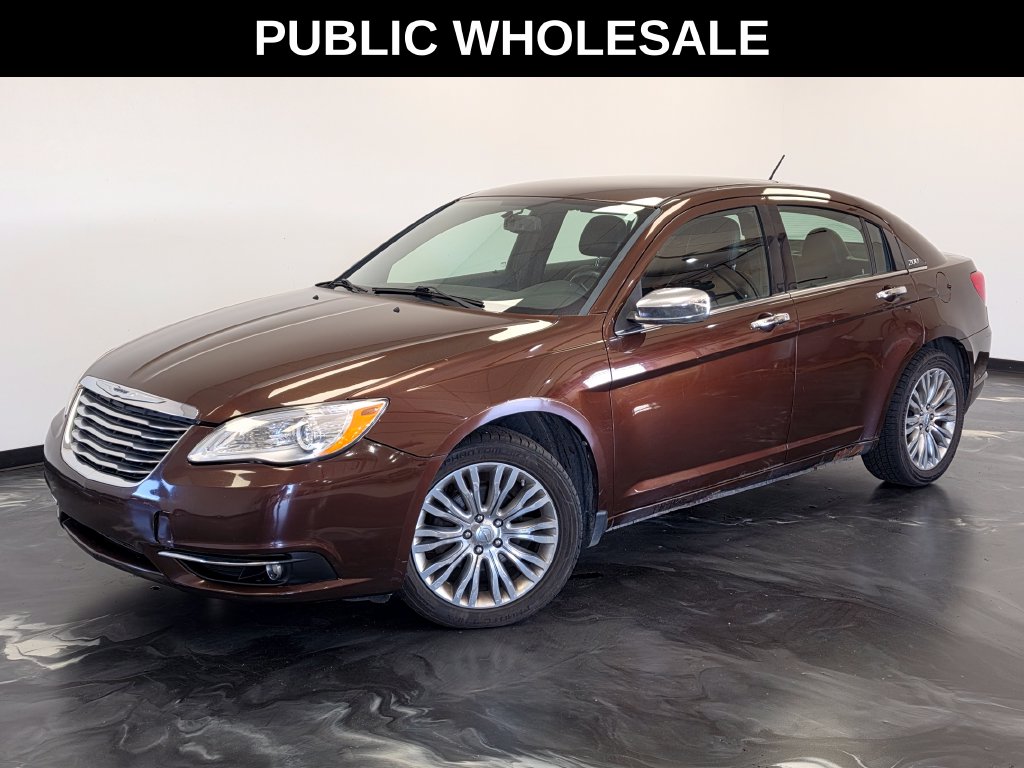 2013 Chrysler 200 Limited Sedan