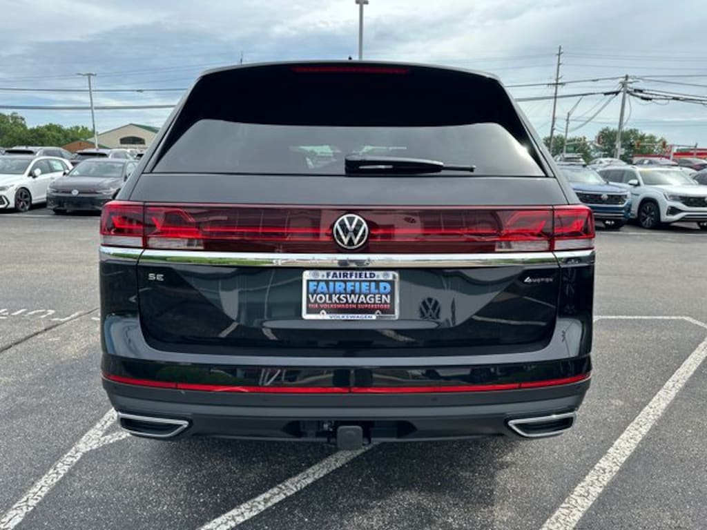 New 2026 Volkswagen Atlas SE w/Technology SUV