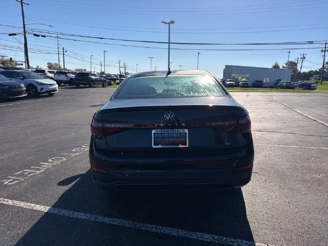 New 2027 Volkswagen Jetta 1.5T SE Sedan