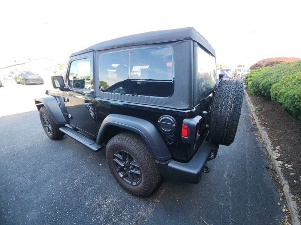 Used 2025 Jeep Wrangler Sport S SUV