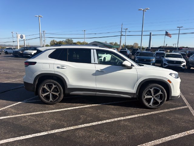 New 2026 Volkswagen Tiguan SE SUV