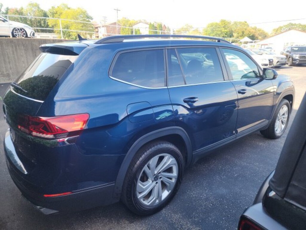 Used 2022 Volkswagen Atlas 3.6L V6 SE w/Technology SUV
