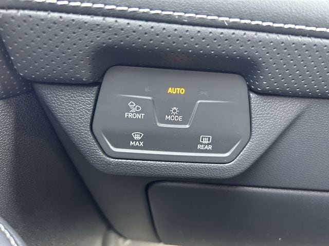 2026 Volkswagen Atlas SE w/Tech - Photo 14