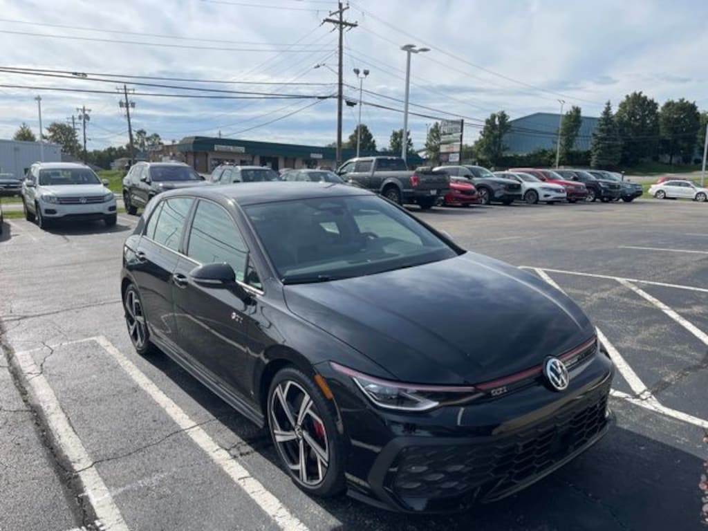 Certified 2026 Volkswagen Golf GTI SE Hatchback
