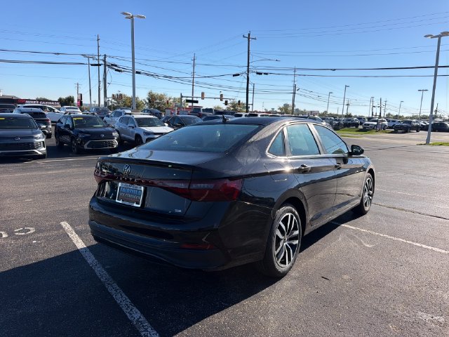 New 2027 Volkswagen Jetta 1.5T SE Sedan