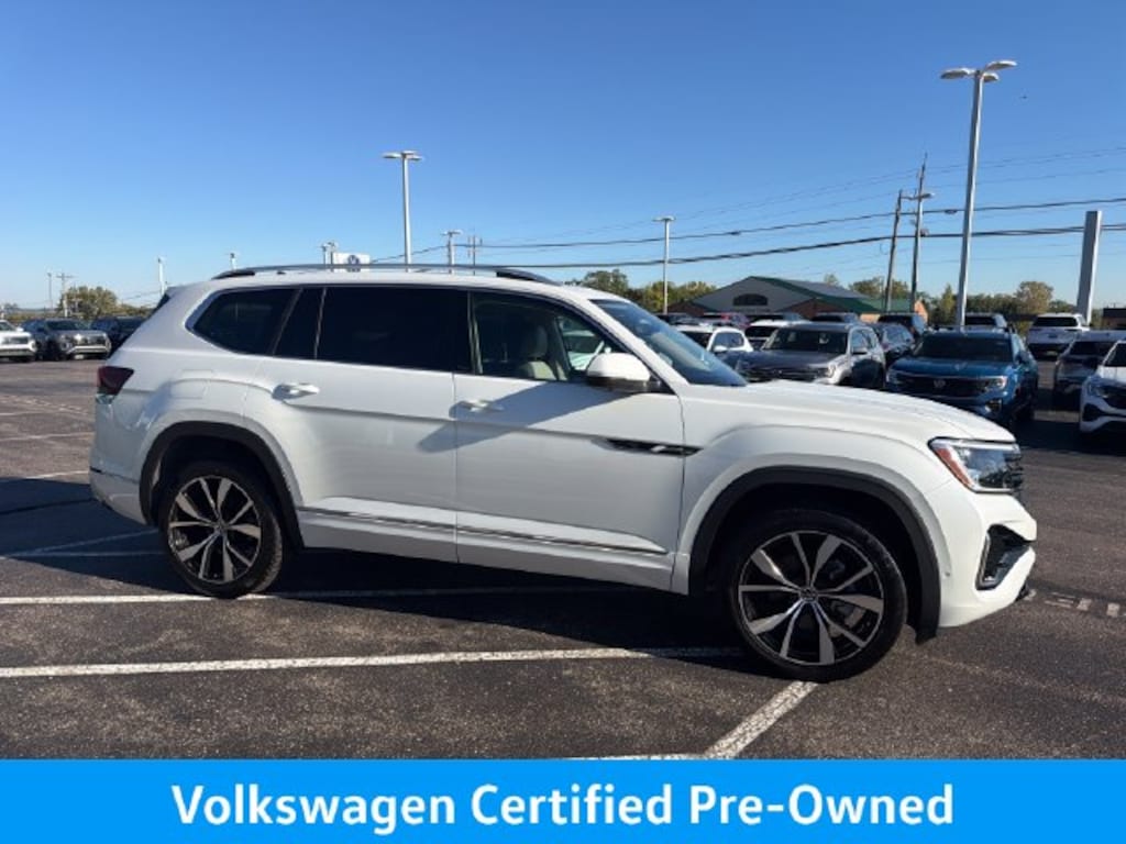 Used 2024 Volkswagen Atlas 2.0T SEL Premium R-Line SUV