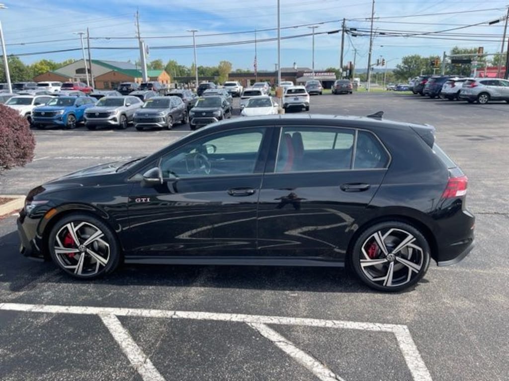 Certified 2026 Volkswagen Golf GTI SE Hatchback