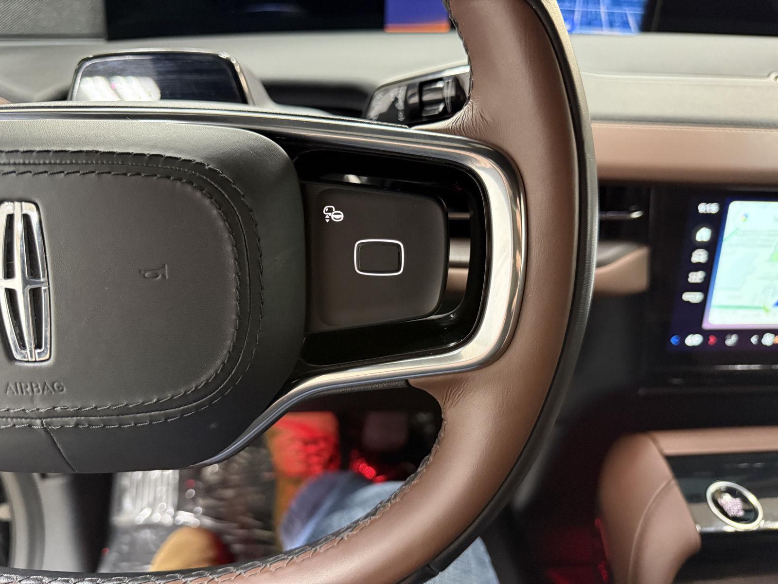 2025 Lincoln Navigator Reserve - Photo 17