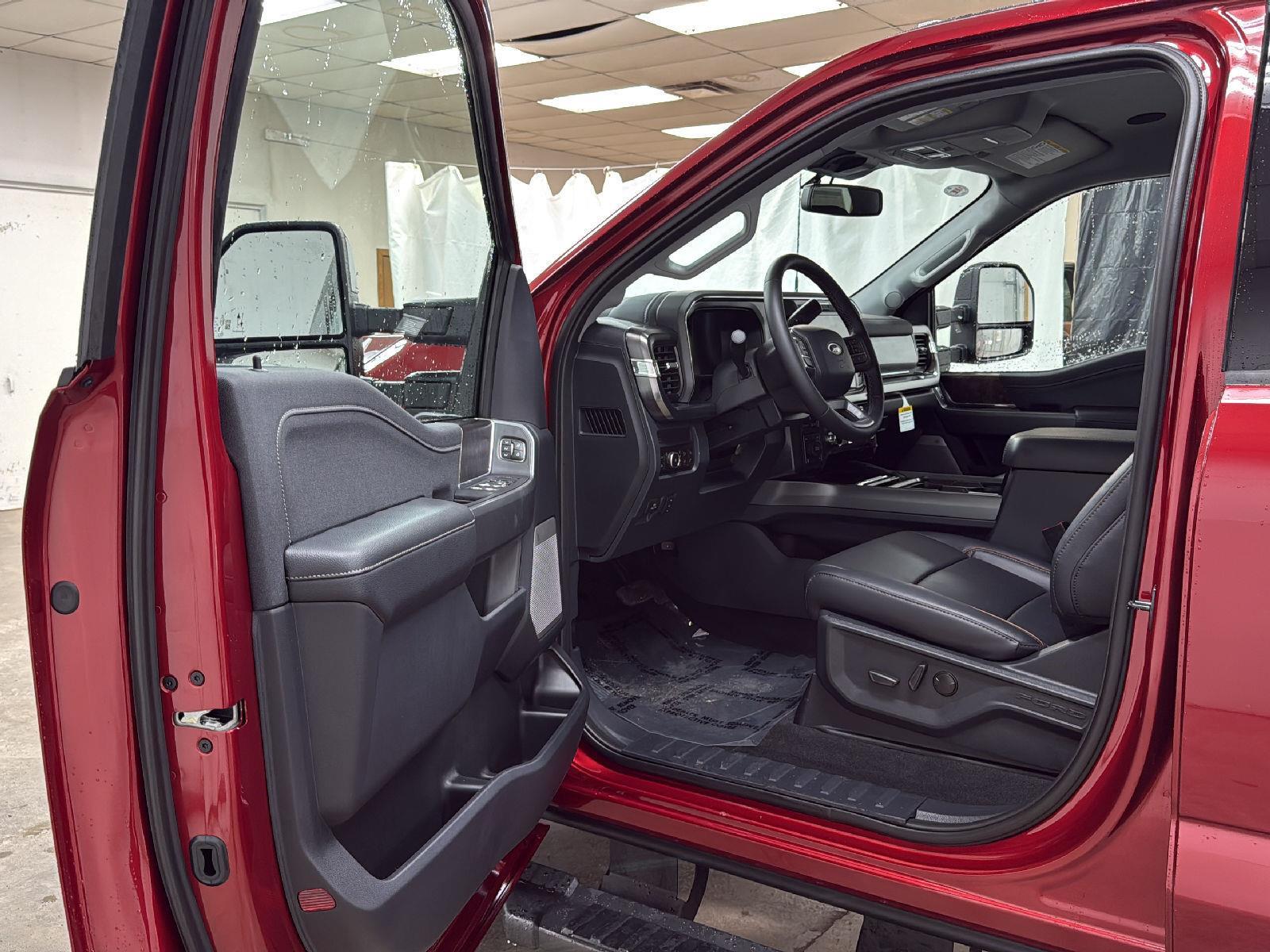 2026 Ford F-350 Super Duty Lariat - Photo 12