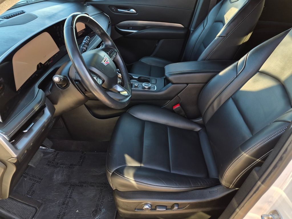 2024 Cadillac XT4 Premium Luxury - Photo 32