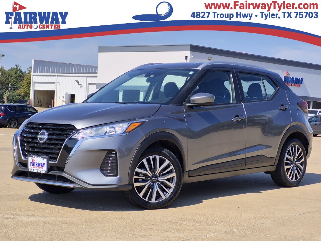 2022 Nissan Kicks SV