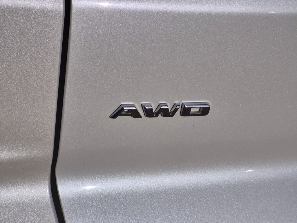 2024 Cadillac XT4 Premium Luxury - Photo 9