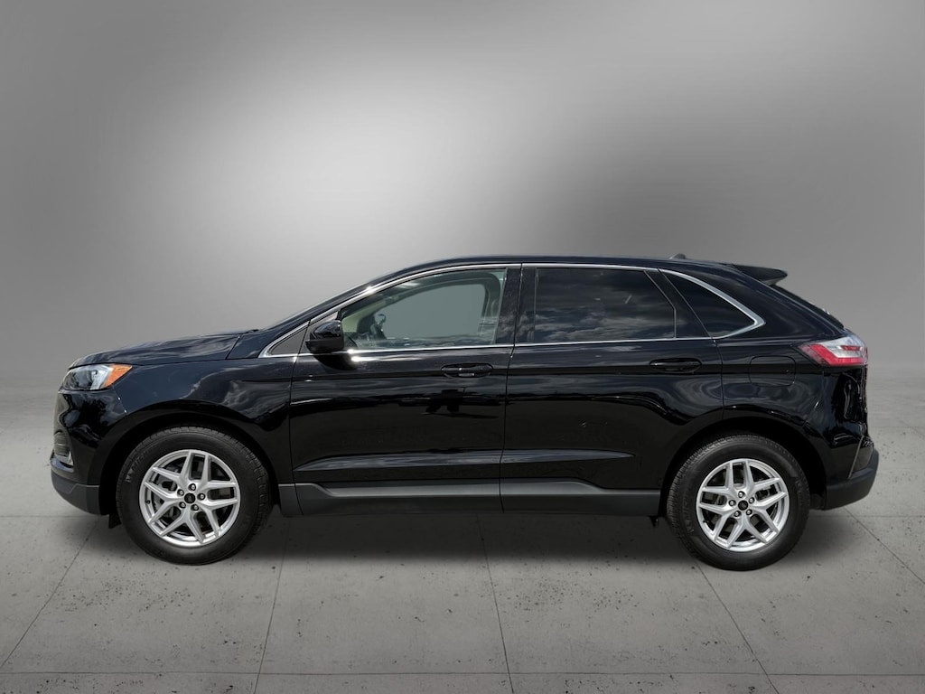 Used 2023 Ford Edge SEL SUV