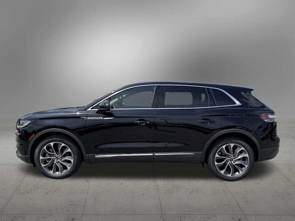 Used 2023 Lincoln Nautilus Reserve SUV