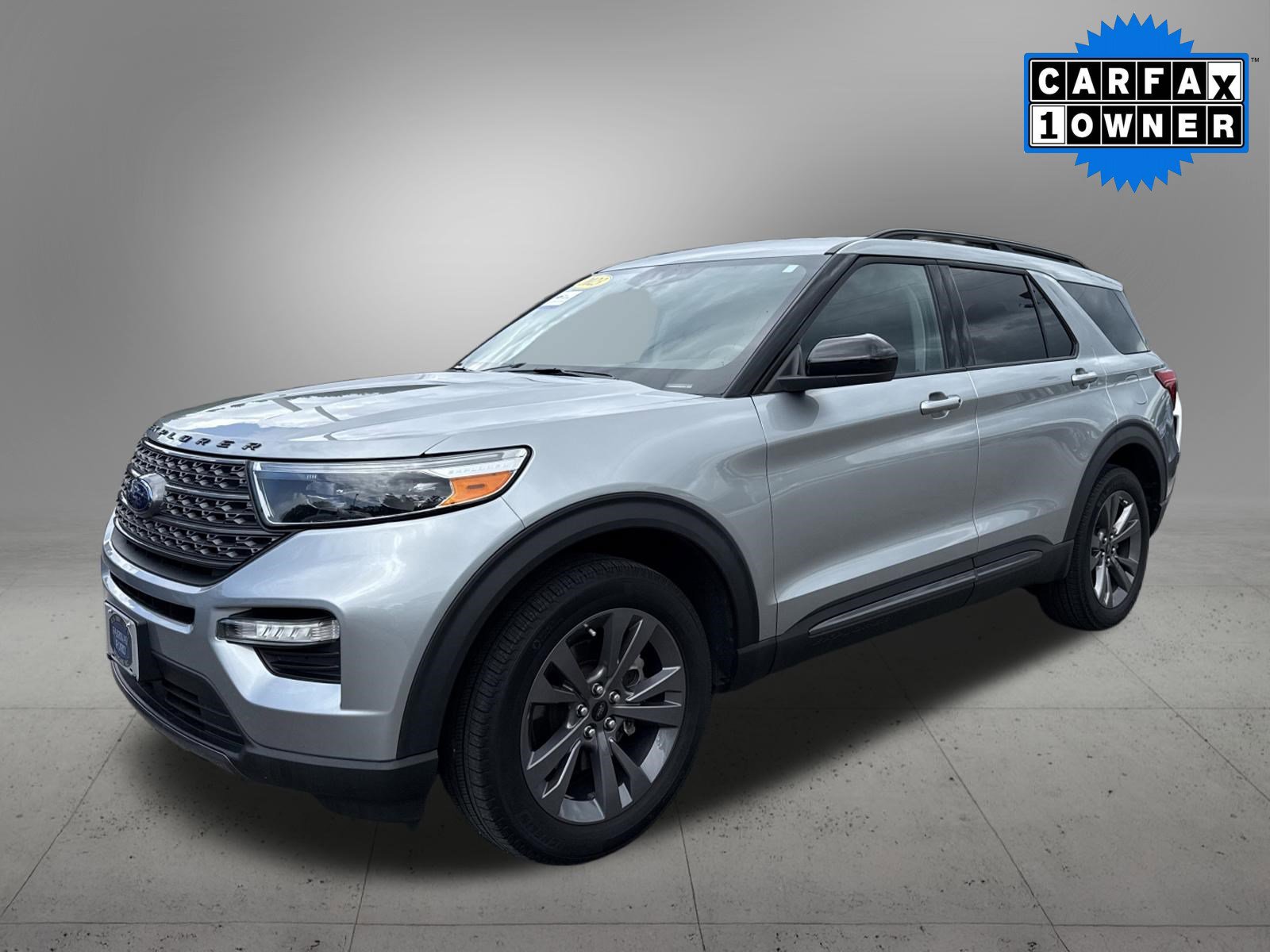 2023 Ford Explorer XLT SUV