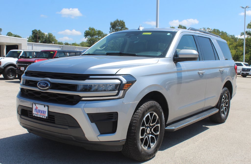 Used 2022 Ford Expedition XLT SUV