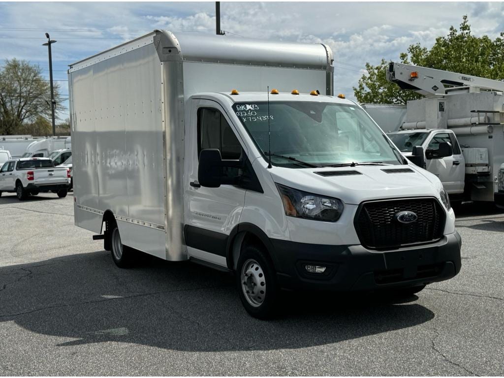 2024 Ford Transit Cutaway
