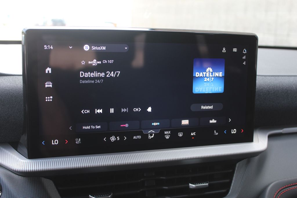 2026 Ford Explorer ST - Photo 17