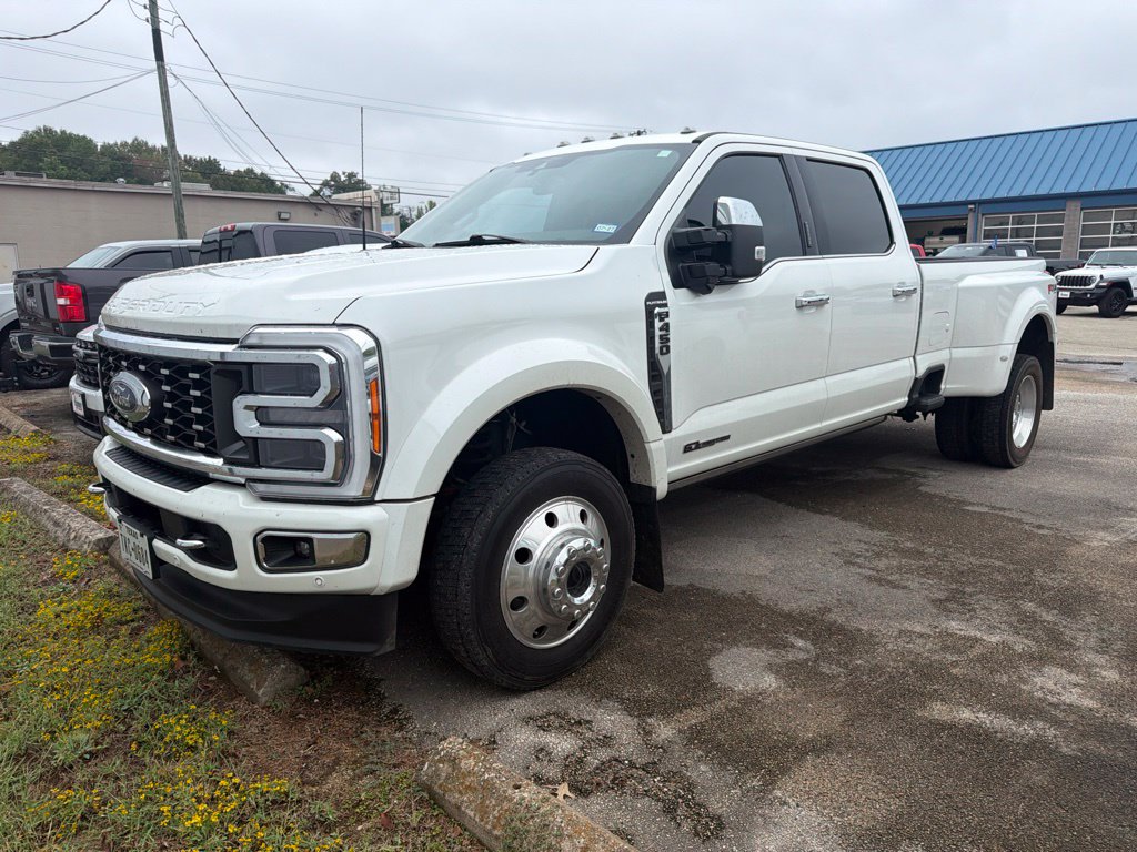 Certified 2023 Ford Superduty Incomplete Platinum DRW CREW CAB LONG BED TRUCK