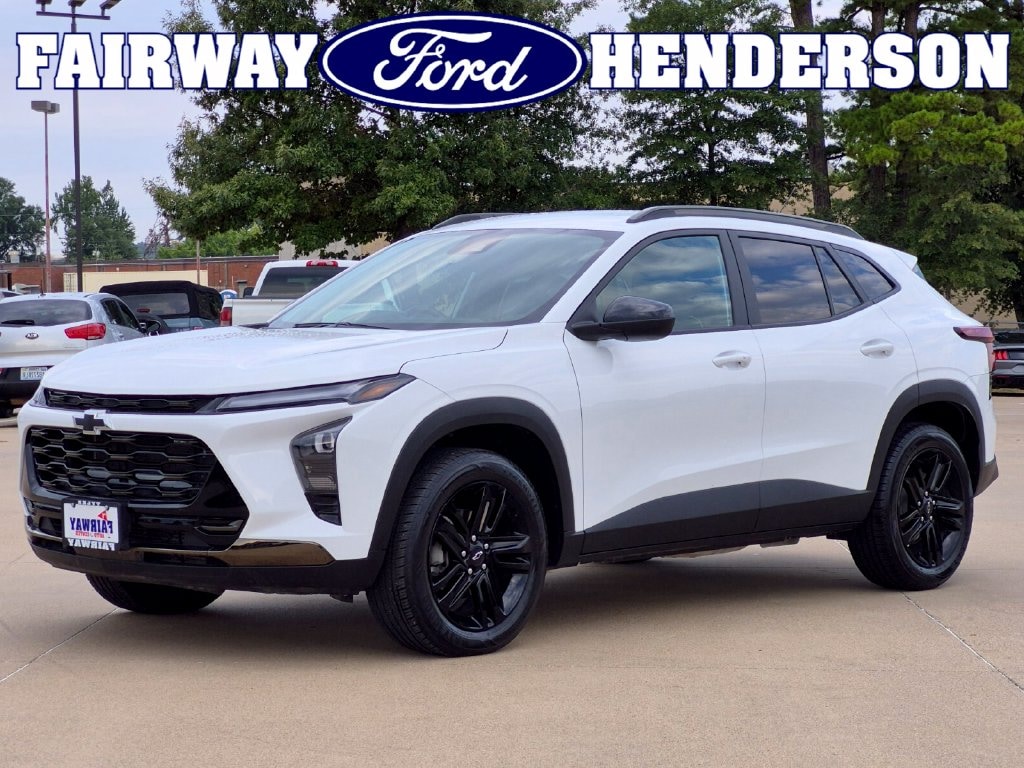 Used 2025 Chevrolet Trax Activ SUV