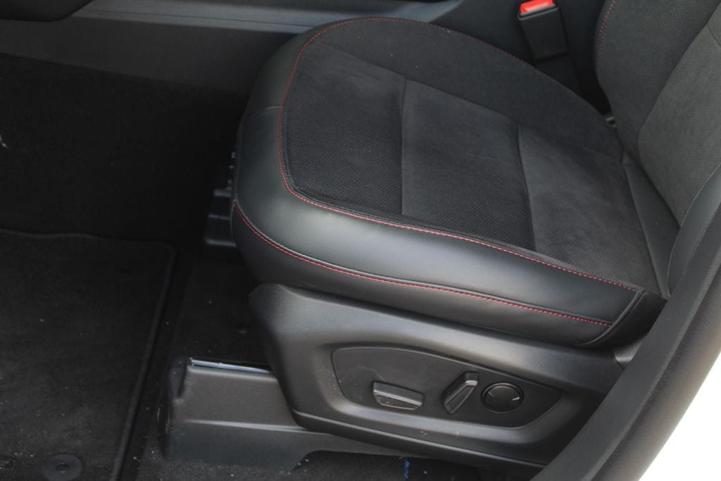 2026 Ford Explorer ST - Photo 33