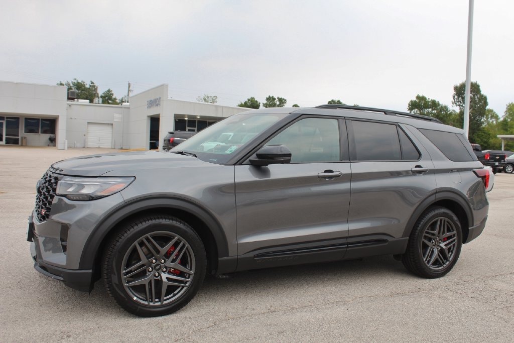 New 2026 Ford Explorer ST SUV