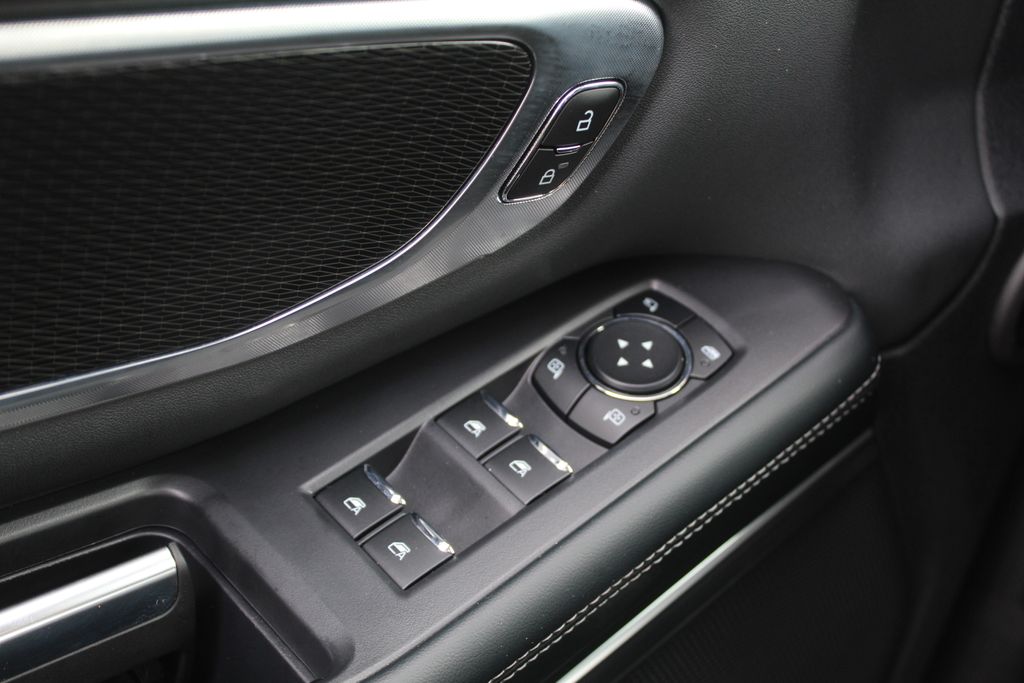 2025 Ford Expedition Platinum - Photo 46