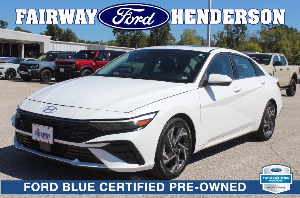 2025 Hyundai Elantra SEL