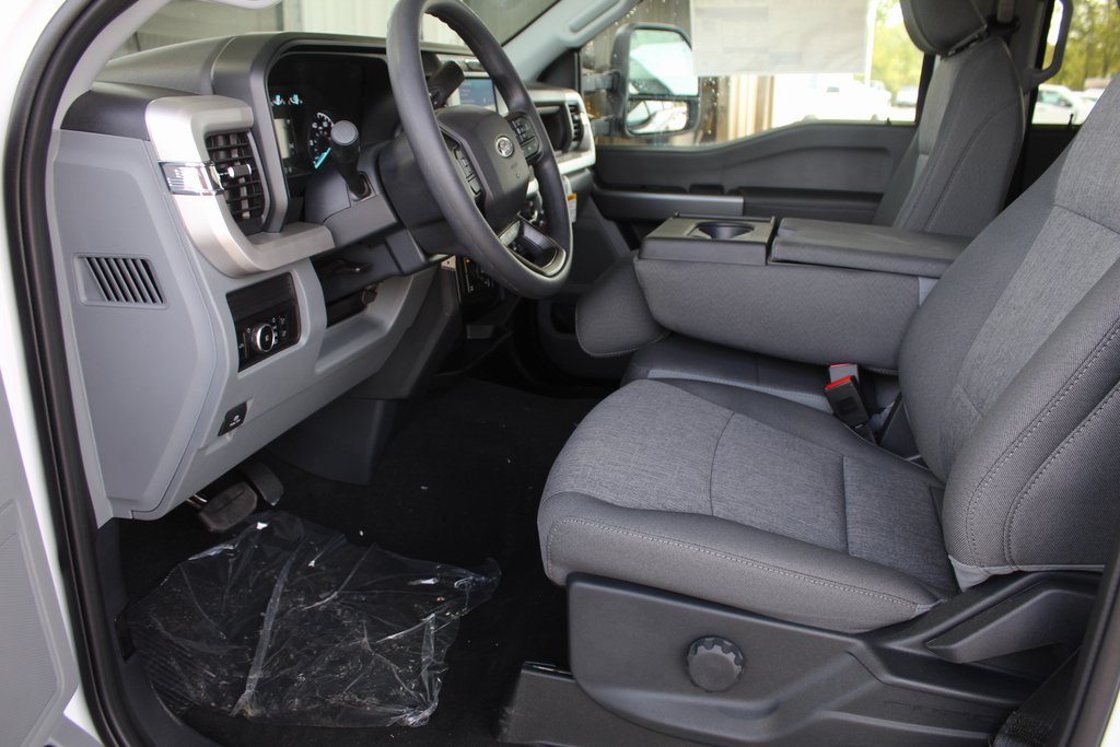 2026 Ford F-250 Super Duty XL - Photo 33