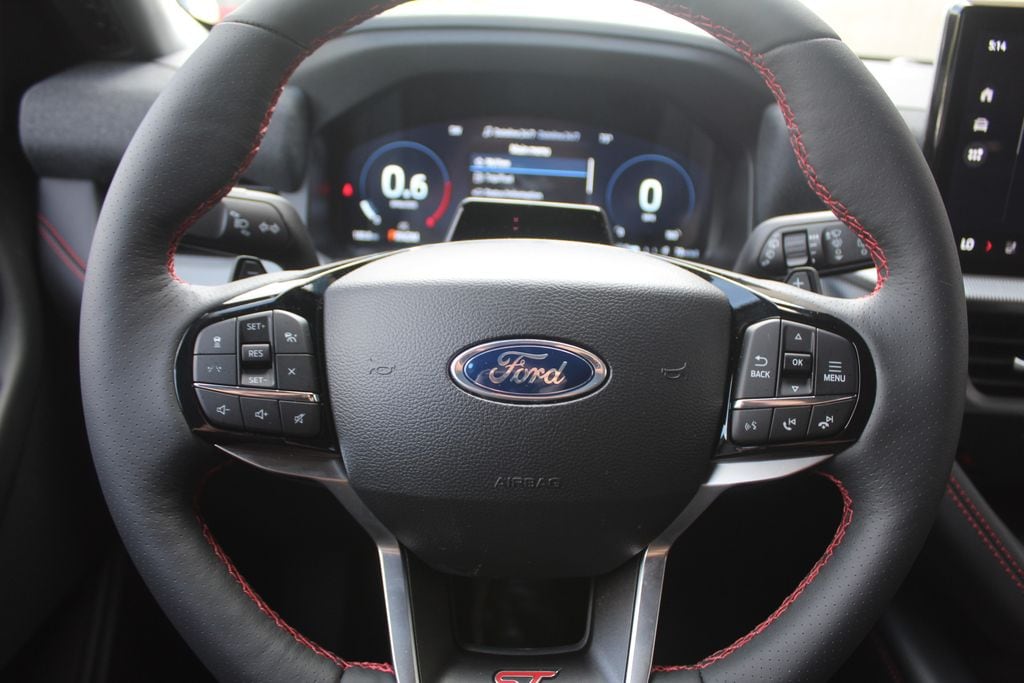 2026 Ford Explorer ST - Photo 25