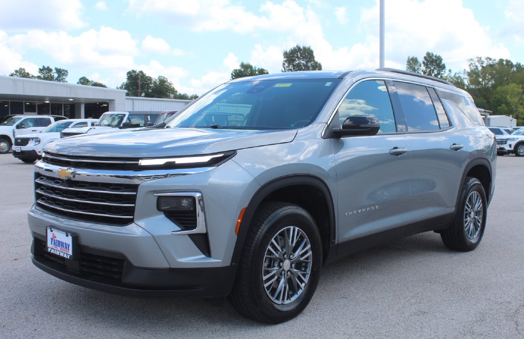 Certified 2025 Chevrolet Traverse LT SUV