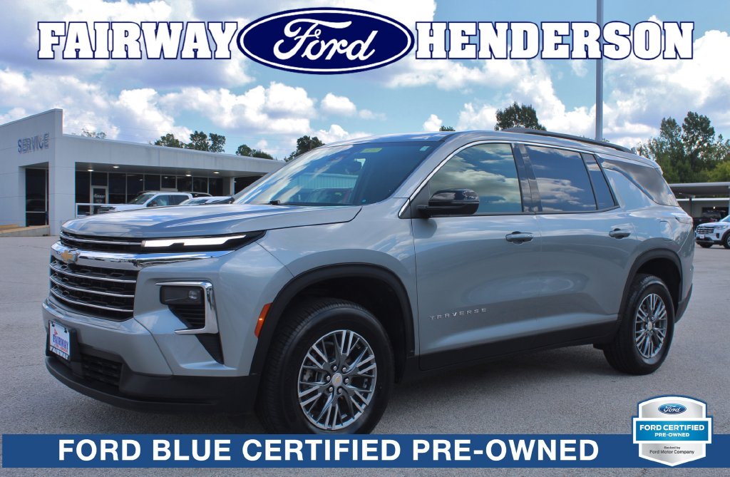 Certified 2025 Chevrolet Traverse LT SUV