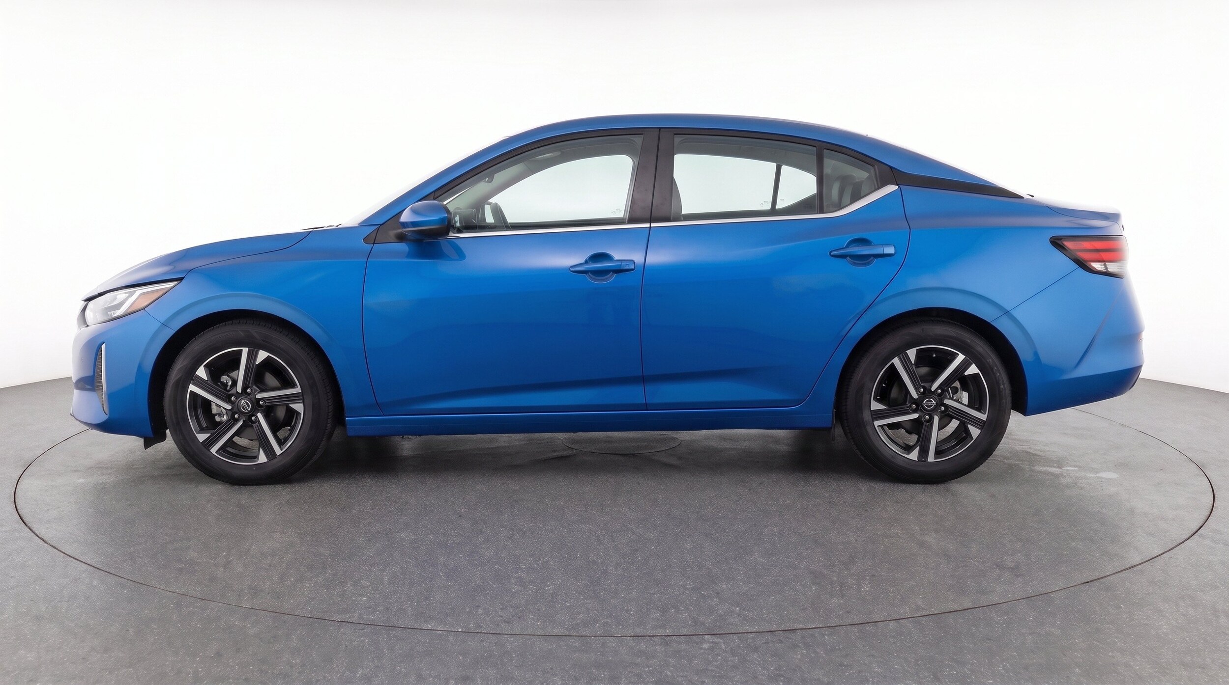 Thumbnail: 2025 Nissan Sentra - 5