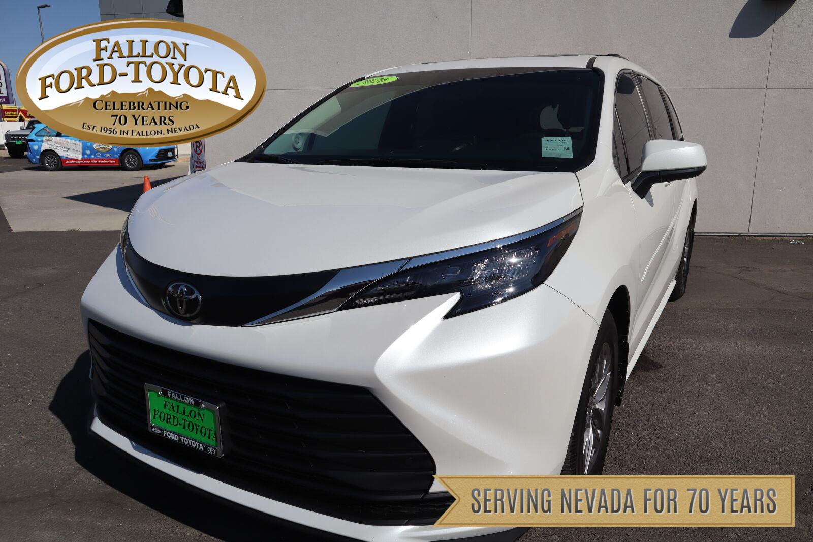 2026 Toyota Sienna XLE