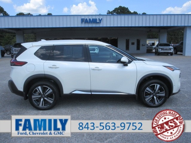 2023 Nissan Rogue SL