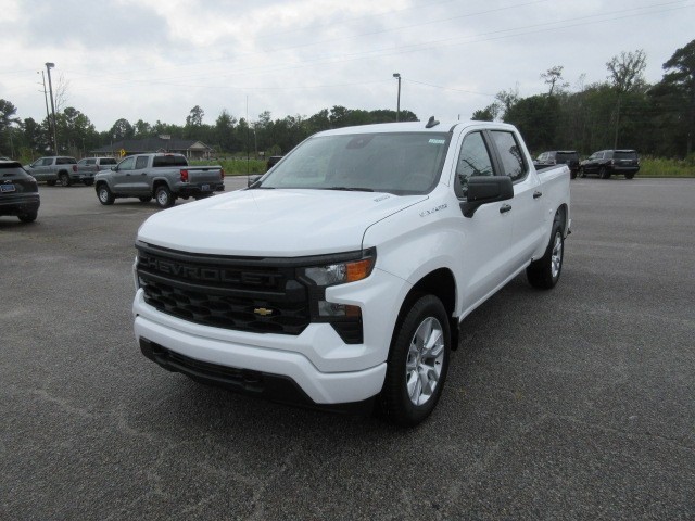 2025 Chevrolet Silverado 1500 Custom - Photo 2