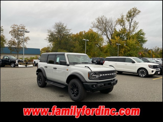 2026 Ford Bronco Badlands SUV