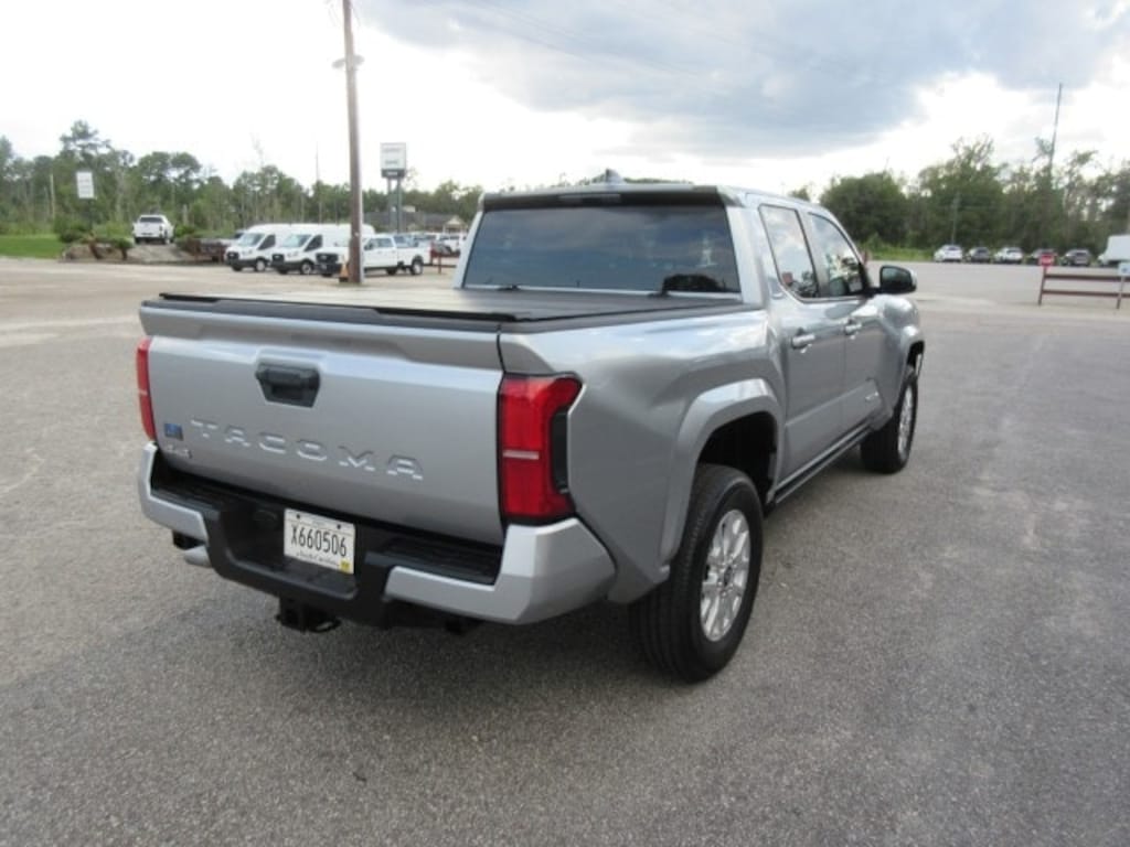 Used 2025 Toyota Tacoma 4WD SR5 SR5 Double Cab 5 Bed AT
