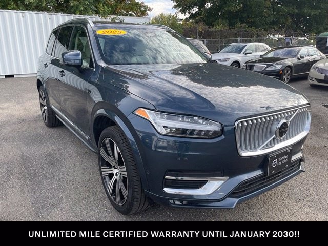 2025 Volvo XC90 Plus